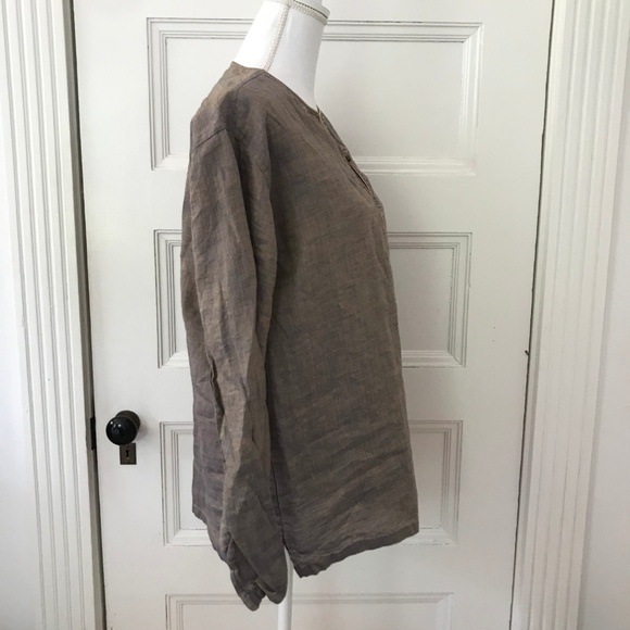 Yvaraj Blue Brown Linen Embroidered Tunic - Picture 4 of 6